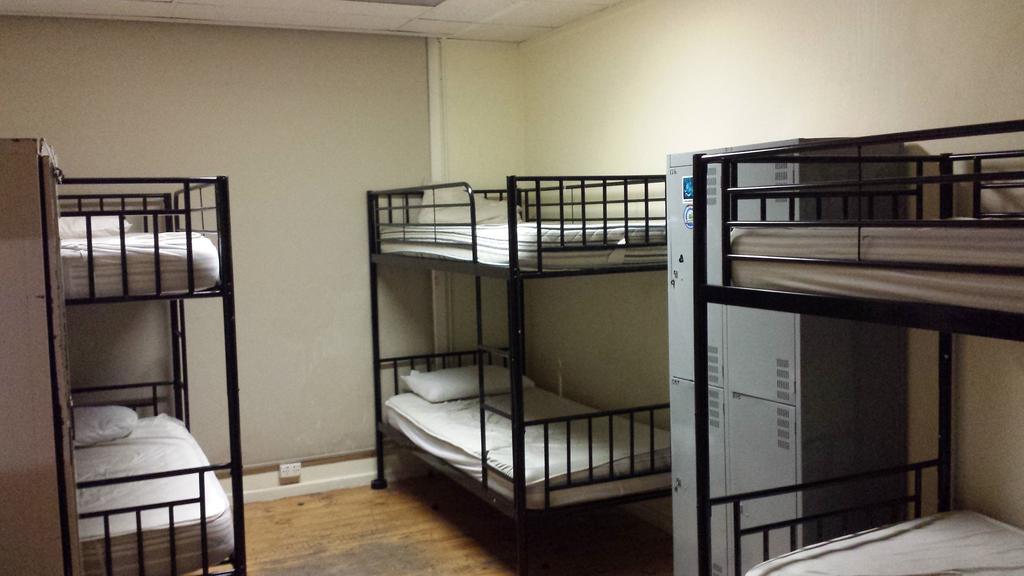 The Melbourne Connection Travellers Hostel Bilik gambar
